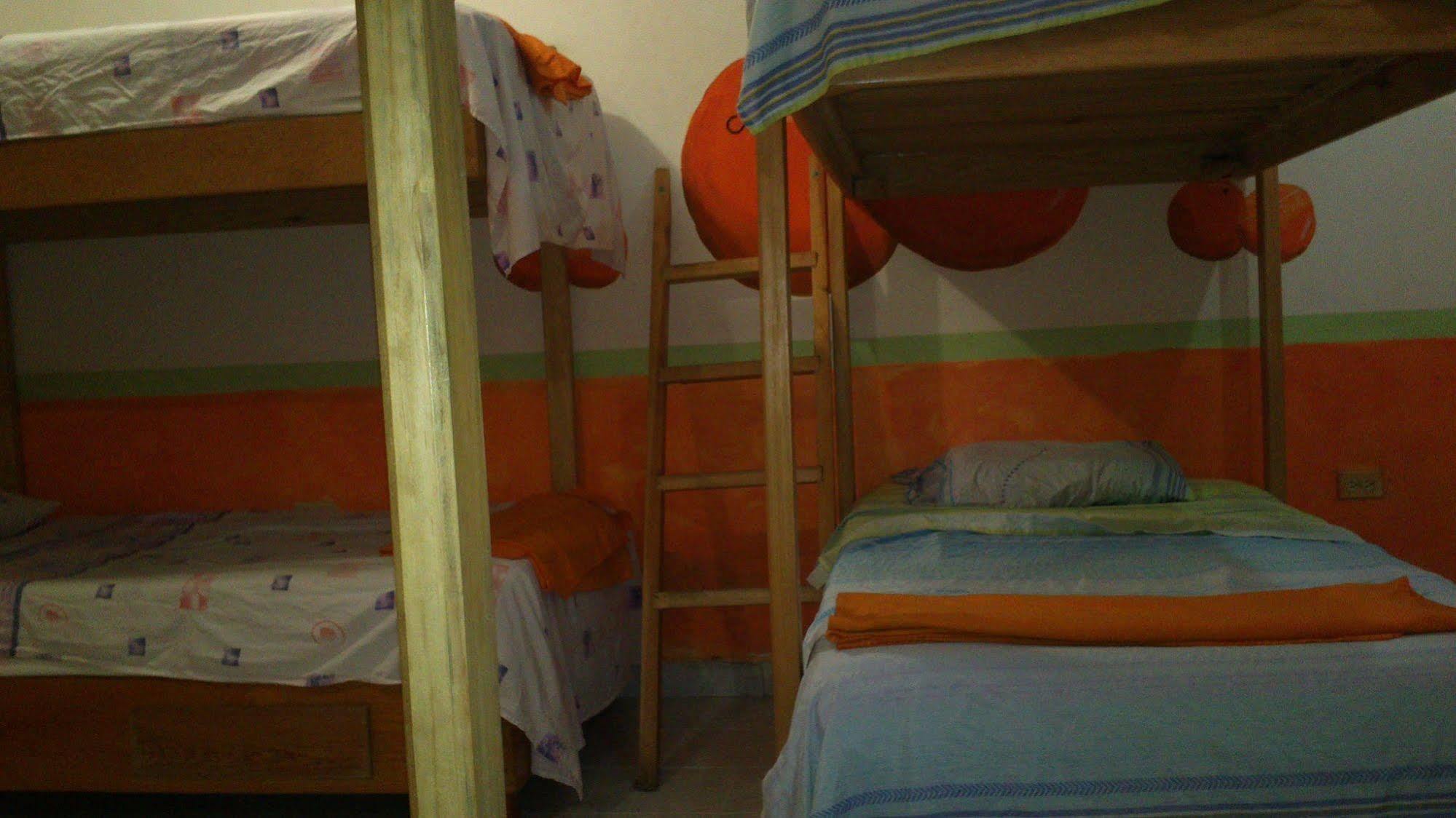 Amigos Hostel Косумель Екстер'єр фото